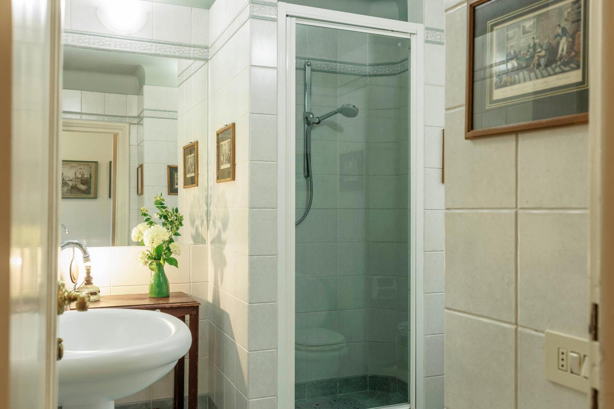 Huge With Private Garden Apartamento