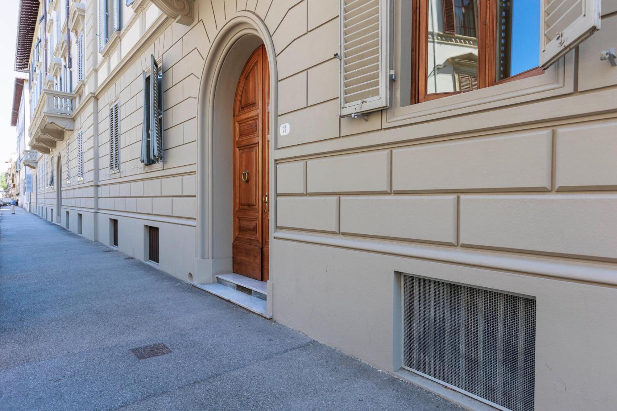 Huge With Private Garden Apartamento *